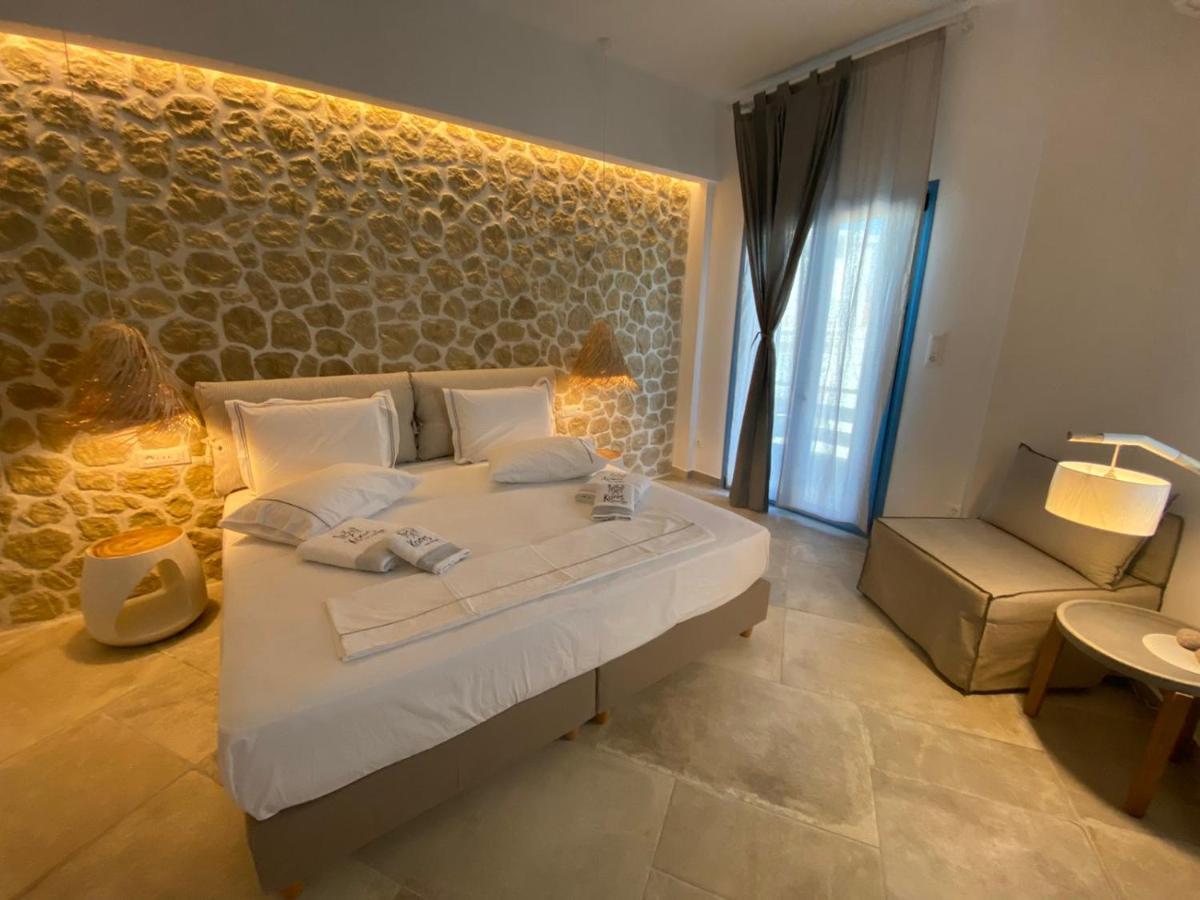 Kores Of Poros Poros Town Buitenkant foto